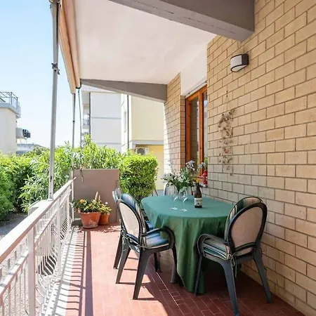 Holiday home Seahouse Vivi La Magia Del Mare Follonica